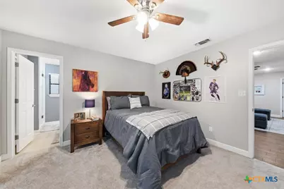 384 Hunters Creek Drive, New Braunfels, TX 78132 - Photo 31