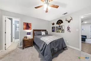 384 Hunters Creek Dr, New Braunfels, TX 78132 - Photo 31