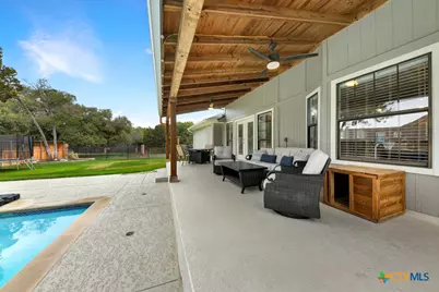 384 Hunters Creek Drive, New Braunfels, TX 78132 - Photo 35