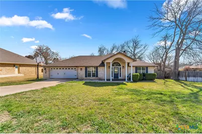 185 Broadmoor Street, Marble Falls, TX 78654 - Photo 1