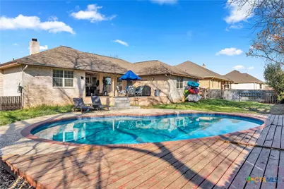 185 Broadmoor Street, Marble Falls, TX 78654 - Photo 37