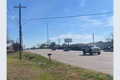 1312 N US Highway 281, Lampasas, TX 76550 - Photo 23