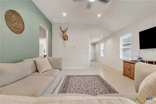 460 Delta Crst, Maxwell, TX 78656 - Photo 3