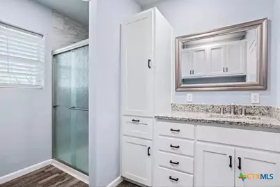 117 S Emma #B, Bartlett, TX 76511 - Photo 15