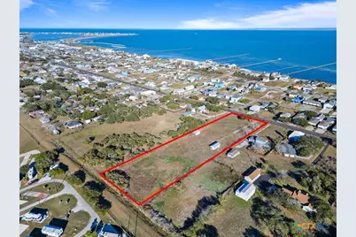 1315 S Church, Rockport, TX 78382 - Photo 3
