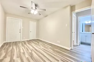 2110 Blue Meadow Dr, Austin, TX 78744 - Photo 19