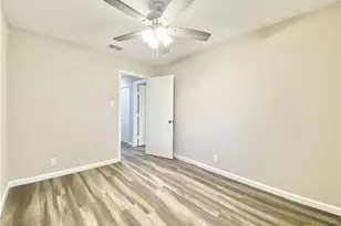 2110 Blue Meadow Dr, Austin, TX 78744 - Photo 27