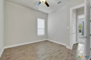 1426 Village Inn, New Braunfels, TX 78132 - Photo 23