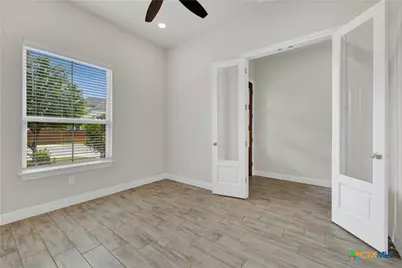 1426 Village Inn, New Braunfels, TX 78132 - Photo 7