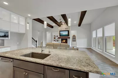 1426 Village Inn, New Braunfels, TX 78132 - Photo 9