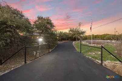 1350 Persimmon Pass, Fischer, TX 78623 - Photo 33