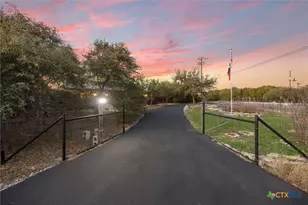 1350 Persimmon Pass, Fischer, TX 78623 - Photo 33