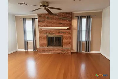 507 E Avenue G, Rosebud, TX 76570 - Photo 3