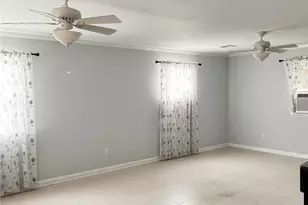 507 E Avenue G, Rosebud, TX 76570 - Photo 7