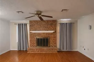 507 E Avenue G, Rosebud, TX 76570 - Photo 3