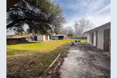 507 E Avenue G, Rosebud, TX 76570 - Photo 9