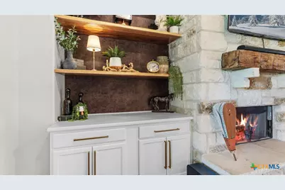 619 Cambridge Drive, New Braunfels, TX 78132 - Photo 5