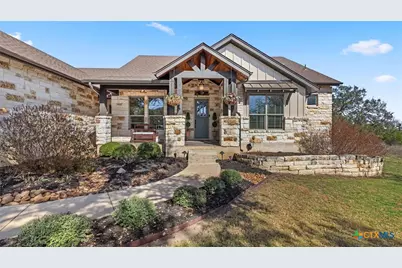 619 Cambridge Drive, New Braunfels, TX 78132 - Photo 1