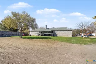 501 Denise Dr, New Braunfels, TX 78130 - Photo 17