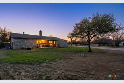 501 Denise Drive, New Braunfels, TX 78130 - Photo 19