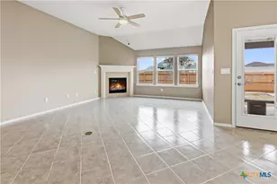 616 Rusty Gate Wy, New Braunfels, TX 78130 - Photo 9