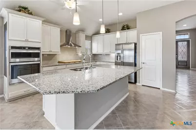 616 Rusty Gate Way, New Braunfels, TX 78130 - Photo 7