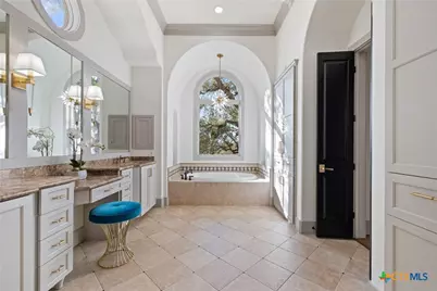 954 Riverforest Drive, New Braunfels, TX 78132 - Photo 17