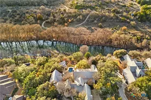 954 River Forest Dr, New Braunfels, TX 78132 - Photo 1