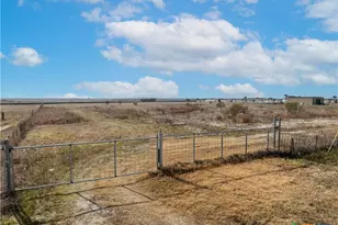 824 Co Rd 451, Coupland, TX 78615 - Photo 3