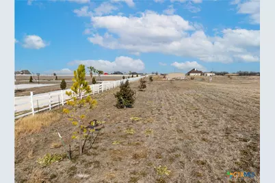 824 County Road 451, Coupland, TX 78615 - Photo 11