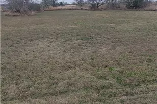 304 W Paris Ave, Seadrift, TX 77983 - Photo 1