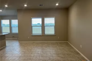 1411 Rolling Thunder Dr, Killeen, TX 76549 - Photo 3