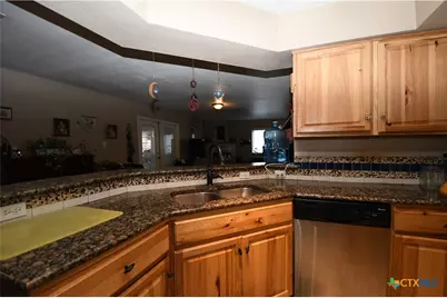 6019 Forest Ridge, San Antonio, TX 78240 - Photo 7