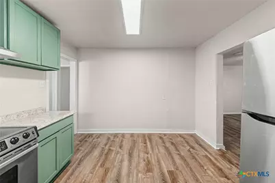 906 S 2nd Street, Temple, TX 76504 - Photo 7