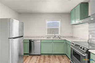 906 S 2nd St, Temple, TX 76504 - Photo 9
