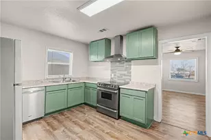 906 S 2nd St, Temple, TX 76504 - Photo 9