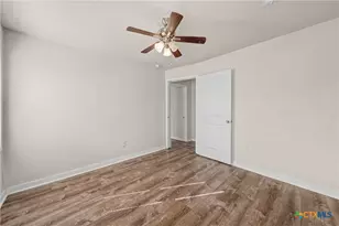 906 S 2nd St, Temple, TX 76504 - Photo 23