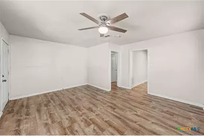 906 S 2nd Street, Temple, TX 76504 - Photo 3