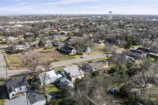 906 S 2nd St, Temple, TX 76504 - Photo 33