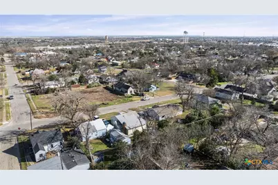 906 S 2nd Street, Temple, TX 76504 - Photo 33