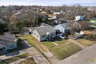 906 S 2nd St, Temple, TX 76504 - Photo 33
