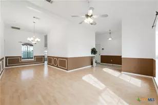 2005 Excel Dr, Killeen, TX 76542 - Photo 11