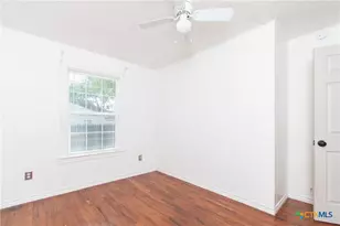 202 E Carpenter Ave, Copperas Cove, TX 76522 - Photo 7