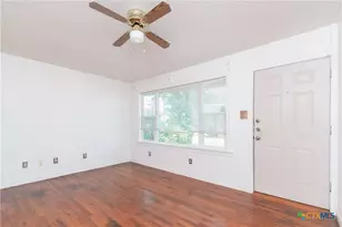 202 E Carpenter Ave, Copperas Cove, TX 76522 - Photo 3