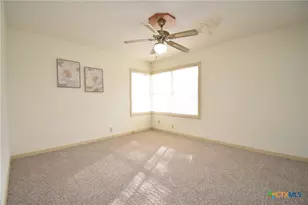 909 Fern Ln, Victoria, TX 77904 - Photo 27