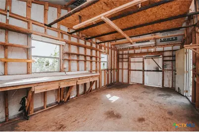 909 Fern Lane, Victoria, TX 77904 - Photo 41