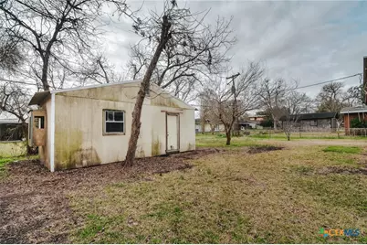 909 Fern Lane, Victoria, TX 77904 - Photo 39