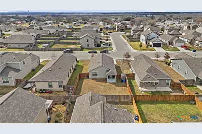 2513 Hiddenbrooke Trace, Seguin, TX 78155 - Photo 29