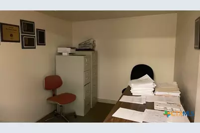 108 E 1st Street, Cameron, TX 76520 - Photo 3