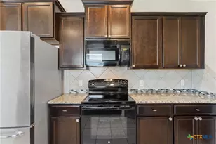 231 Druse Ln, Jarrell, TX 76537 - Photo 7